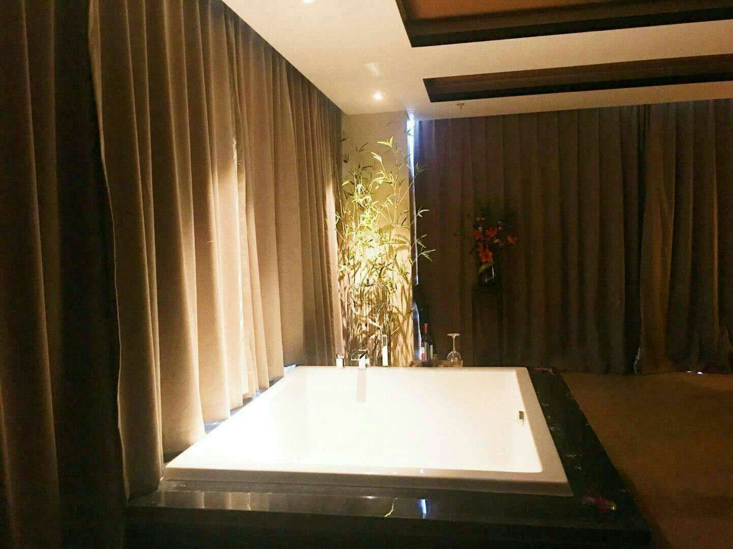 启工街金水湾家庭浴场在哪里啊