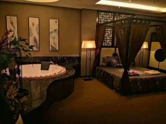 岳麓区足浴*店在哪里啊多少钱一位啊