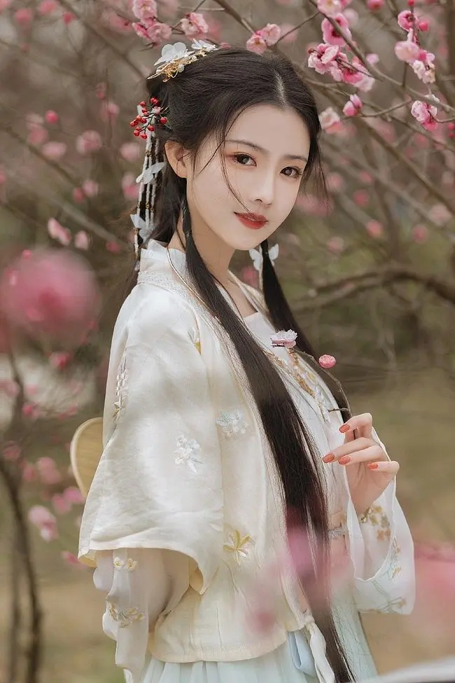 天心商务会所电话地址在哪